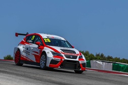 Domínio da Veloso Motorsport no Algarve - Campeonato Nacional de Velocidade Turismos 2016