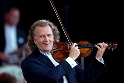 André Rieu regressa este Natal com “Falling In Love”