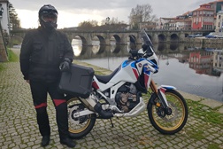 Para lá do virar da esquina....a lenda das duas chaves!