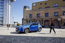 Lexus UX 300e disponível para pré-reserva em Portugal - Pré-reserva gratuita