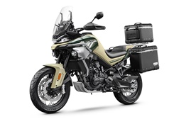 CFMOTO 800MT em edição especial muito limitada