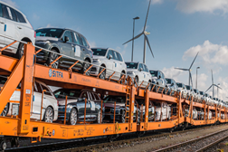 Volvo Cars aumenta transporte ferroviário para reduzir emissões - A empresa pretende ter impacto ambiental neutro até 2040