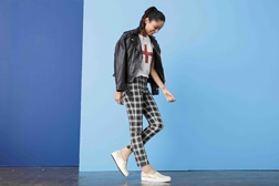 O Verão com KEDS é ouro sobre azul