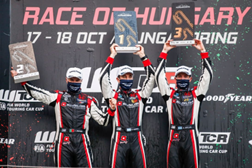 Segundo lugar do pódio para Tiago Monteiro na Hungria que soube a vitória! - Piloto português com excelente exibição