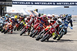 Metzeler reforça domínio e continua fornecedora exclusiva de pneus no Supermoto até 2028