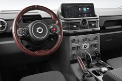 Ineos apresenta interior do Grenadier - Pronto para o trabalho e para a vida