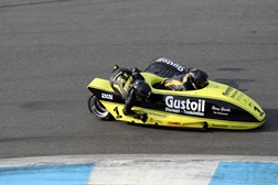 Mundial Sidecar – Campeão Schlosser vence, mas ainda fica lonnge - Só um milagre dará a renovação