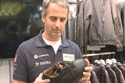 Miguel Barbosa e Official Dakar Shoes apresentam linha de calçado - Uma homenagem ao piloto do BP Ultimate Vodafone Team 