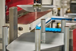 Škoda Auto junta-se à fase piloto do projeto Saturnin para reutilizar sobras de chapa metálica - Explorar novas formas de substituir a reciclagem intensiva em energia pela reutilização direta