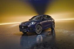 Grecale Lumina Blu: a nova série especial do SUV da Maserati - Caracterizada pela requintada pintura Night Interaction vem totalmente equipada para proporcionar uma experiência de condução de vanguarda