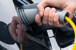 Carro Elétrico, o paradoxo da autonomia e o risco da compra como travão: os resultados do segundo observatório Yoyomove