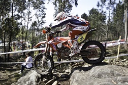 Luis Correia