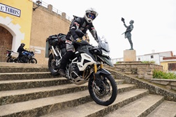 6ª edição Triumph "Coast 2 Coast"