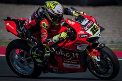 SBK, 2022, Argentina – Bautista supera para vencer - Tem agora 82 pontos de vantagem