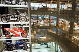 Venha connosco numa visita guiada ao fantástico Barber Vintage Motorsports Museum