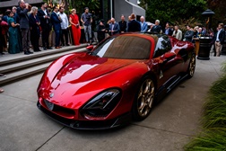 Alfa Romeo 33 Stradale estreia-se com sucesso na América do Norte na Monterey Car Week 2025 - Limitado a apenas 33 unidades em todo o mundo