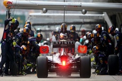 A equipa Infiniti Red Bull Racing passa a usar capacetes e goggles SCOTT. PHOTO: Getty 