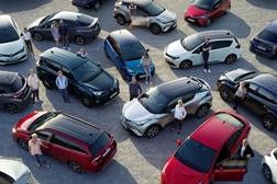Toyota inova com a nova Campanha ''Troque o seu carro por um híbrido''