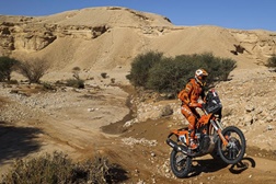 Dakar 2022 - Etapa 5 - Riyadh-Riyadh - Vitória de Petrucci com penalização de Toby Price - Após a penalização de Price, Petrucci veio de trás para vencer sobre Ross Branch e Cornejo