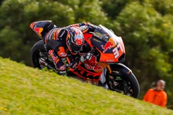 MotoGP - Acosta e Rossi à frente na final do teste de Portimão - Moto2 e Moto3 concluíram teste