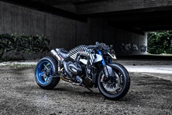 BMW Motorrad revela a "TITAN": uma R 1300 R customizada para as pistas