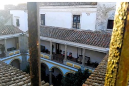 M’ar de Ar Muralhas recebe noite de fados, gastronomia e solidariedade no coração de Évora