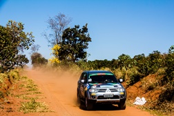 Nação 4x4 coloca seus veículos à prova nos ralis da Mitsubishi em Penedo - Cidade turística será palco do rali de regularidade Mitsubishi Motorsports e do rali de estratégia e tarefas Mitsubishi Outdoor; trilhas da região prometem desafiar e divertir