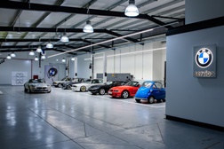 BMcar BMW Classic um espaço único em Portugal - Serviço de manutenção, reparação, restauro e de peças para BMW clássicos