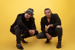 Flávio Fontes e Bill Gonçalves lançam videoclip de “Seguir em Frente”