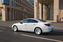 Opel Insignia com novo motor turbodiesel 1.6 CDTI