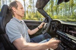 911 com caixa manual de sete velocidades - E novos equipamentos neste Porsche