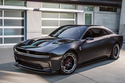 Dodge Charger Daytona SRT Concept - Antecipa o futuro eletrificado da marca e até tem “som de escape”