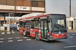 Primeira unidade do novo midibus IVECO E-WAY de 9,5 metros entregue em Bolonha - Autocarro completamente elétrico