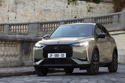 Novo DS 3Tecnologia e requinte - Motorizações multi-energias, incluindo o elétrico DS 3 E-TENSE