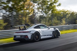 Porsche 911 GT3 RS completa Nürburgring - Mais rápido que o atual 911 GT3