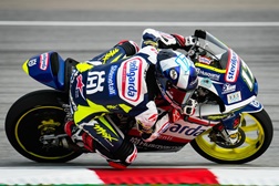 Moto3, 2022, Malásia - Mágico McPhee de 22º a 1º - Drama para Guevara em 12º