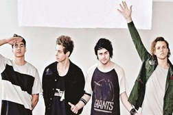 Novo álbum dos 5 Seconds of Summer "Sounds Good Feels Good" já está à venda