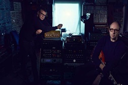 The Chemical Brothers apresentam novo tema com St. Vincent