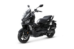 SYM reforça aposta na mobilidade urbana com campanha dedicada à nova ADX 125