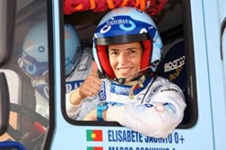 Elisabete Jacinto dá autógrafos no Fórum Montijo este fim-de-semana