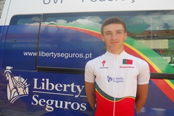 Selecção júnior corre na Taça das Nações