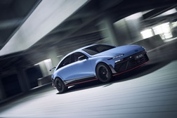 Novo Hyundai IONIQ 6 N - Tecnologias avançadas e capacidades desenvolvidas a partir dos programas de competição e dos projetos “rolling lab” da Hyundai N