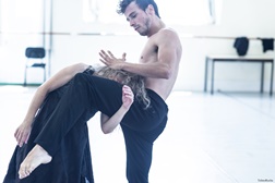 Companhia de Dança Contemporânea de Évora “Chico” no Fórum Cultural da Baixa da Banheira