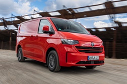 Design premiado: novo Transporter vence Red Dot Award 2025 - Mais espaço, mais tecnologia e mais funcionalidades