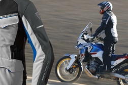 Teste: Fato técnico para motociclismo Outback da Rev'it