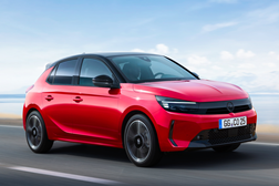 Novo Opel Corsa pela primeira vez com propulsão híbrida de 48v - Novos motores a gasolina, transmissão de dupla embraiagem de 6 velocidades, motor elétrico de 21 kW