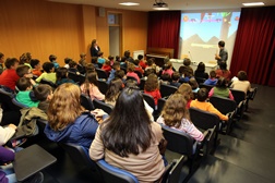 Mais de 200 alunos aprendem a tocar flauta através de um videojogo