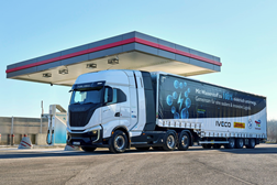 Iveco fornece dois camiões S-eway Fuel-Cell à BMW - As primeiras unidades do inovador projeto H2Haul, centrado no hidrogénio, a chegar à estrada