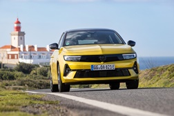 Novo Opel Astra já chegou a Portugal - Opel Vizor destaca a nova identidade da marca