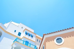 Procura por casas de férias e piscinas dispara nas últimas semanas